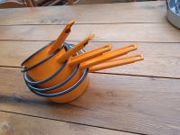 5 emaillierte Vintage Kochtöpfe mit Stiel,orange, french Niedersachsen - Tostedt Vorschau