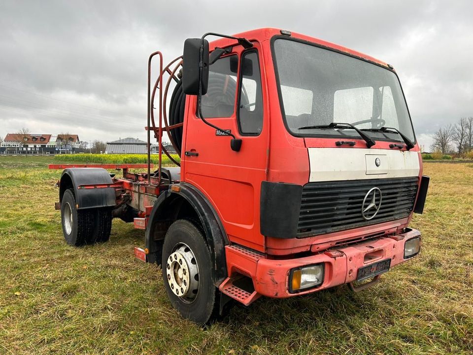 Mercedes-Benz 1625 Fahrgestell in Eching