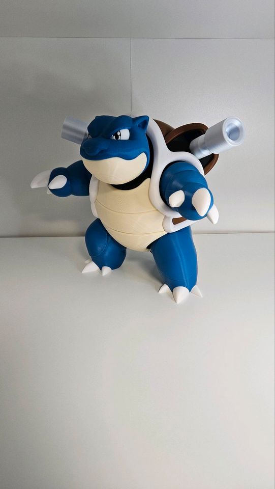 Turtok Pokemon Figur 24,5 cm Hoch aus dem 3D Drucker in Wesseling