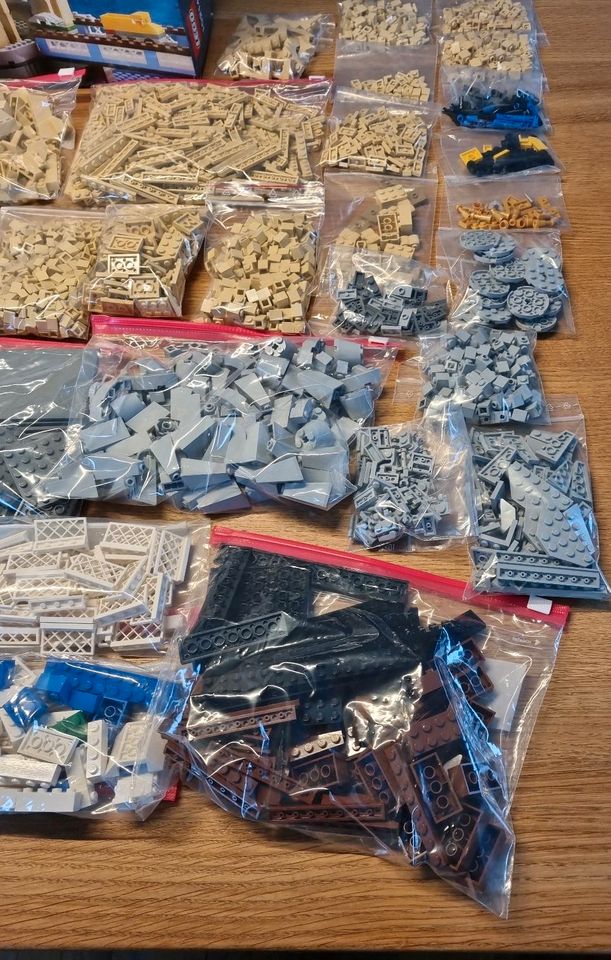 LEGO Tower Bridge 10214, vollständig, OVP, abgebaut und sortiert in Essen