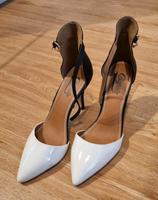 Buffalo Pumps / Absatzschuhe schwarz weiß mit Riemchen Dresden - Löbtau-Nord Vorschau