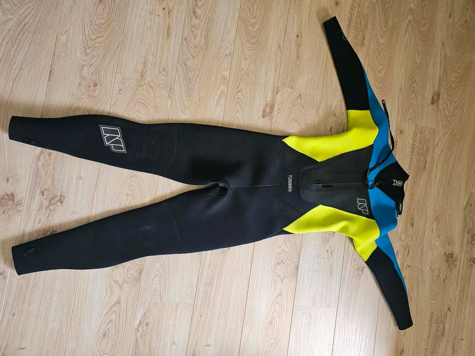 Neilpryde NP 5/4 mm Neoprenanzug Neo Wetsuit Kite Fullsuit M in Lemgo