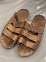 Damen Pantolette Hausschuh mit Klettverschluß Echtleder rose Bayern - Burgebrach Vorschau