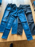 3 Jeanshosen blau und schwarz 158/164 Yigga H& H Niedersachsen - Niedernwöhren Vorschau