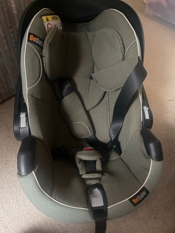 Autositz für Babys von BeSafe in Hamburg