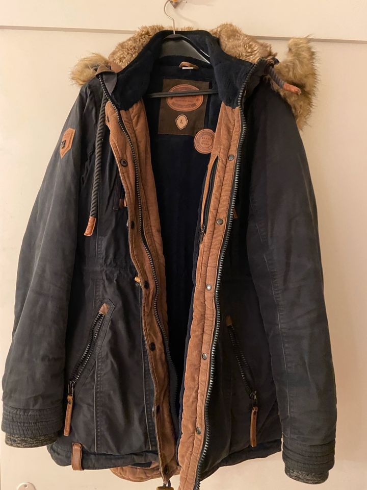 Naketano Jacke Parka Gr L schwarz 50€ in Nördlingen