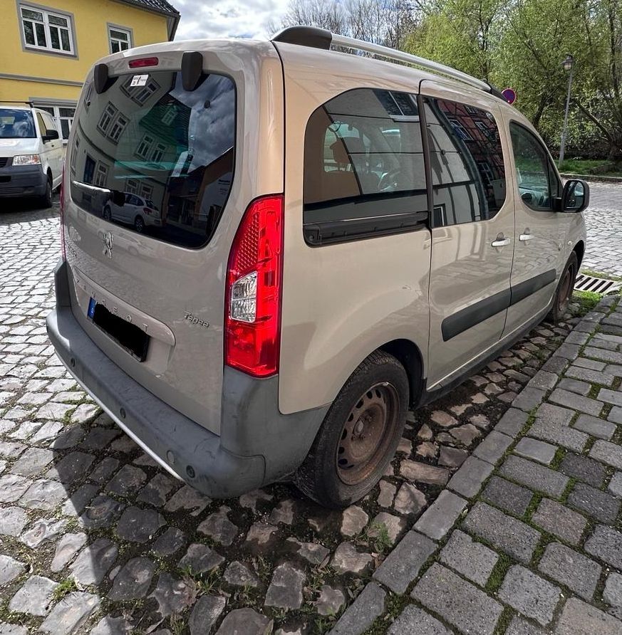 Peugeot Partner Tepee / Langstreckenfahrzeug / sparsam in Sömmerda