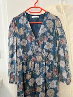 perfekt sitzendes Kleid von Mango Gr. M Hessen - Eschborn Vorschau