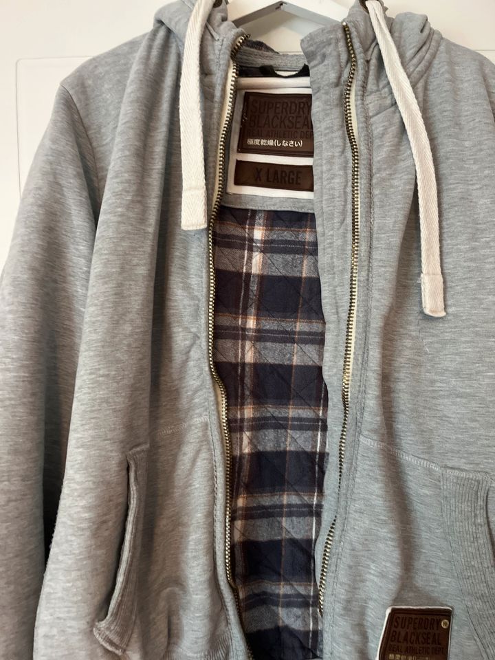 Superdry Sweatshirt Jacke Gr.XL grau in Kerpen