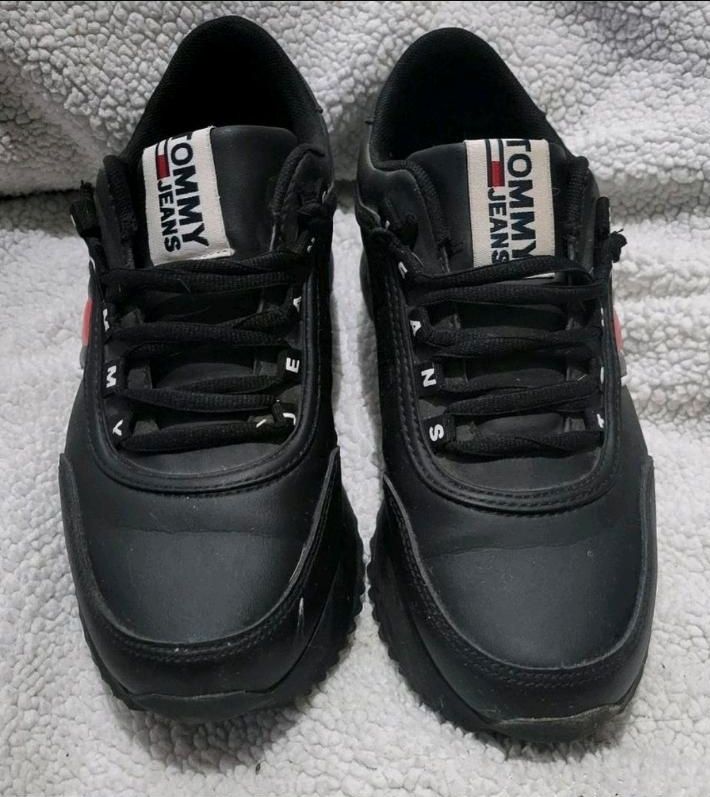 Tommy Hilfiger Sneaker gr.36 in Steinbach-Hallenberg (Thüringer W)