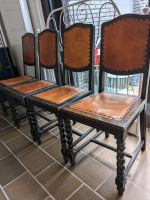 4 antike Holz Stühle, Lederbezug, super erhalten Niedersachsen - Dinklage Vorschau