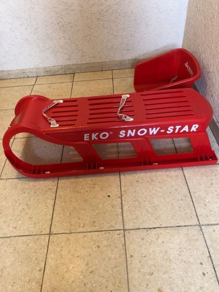 EKO Snow Star in rot in Vöhringen