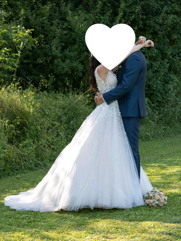 Brautkleid Größe 36 in Bad Schönborn