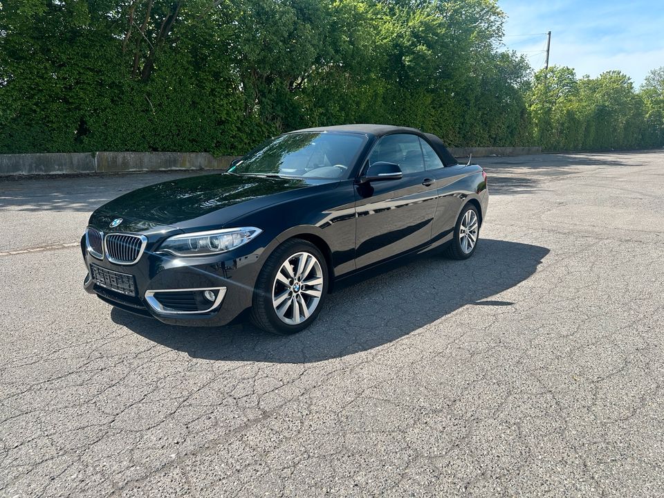 BMW 218d Cabrio Aut. Luxury Line Vollleder Navi Scheckheft in Augsburg