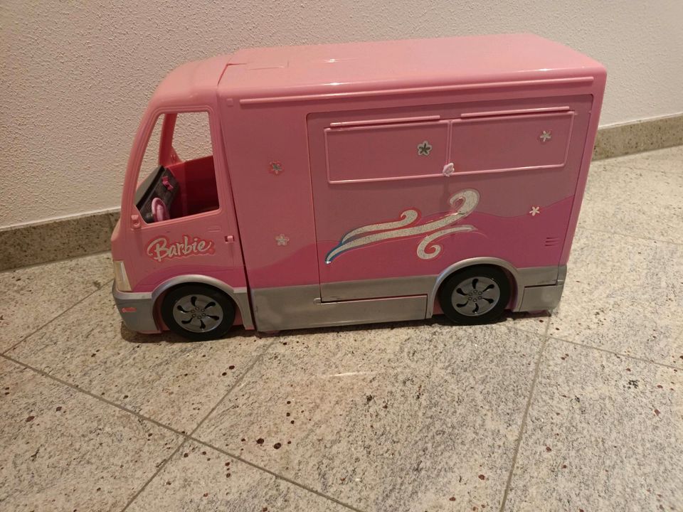 Barbie Camper Campingwagen Wohnmobil in Wegscheid