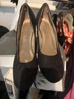 Schuhe Pumps Tamaris schwarz 41 blockabsatz Nordrhein-Westfalen - Geseke Vorschau