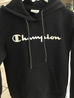 Hoodie Champion Größe S dunkelblau Nordrhein-Westfalen - Lohmar Vorschau