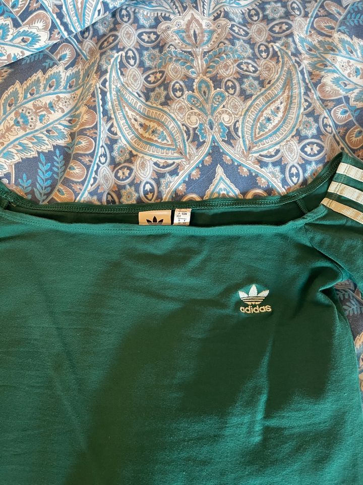 Adidas Kleid S grün in Horben