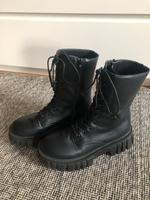 Plattform Stiefel Größe 39 Hessen - Langgöns Vorschau