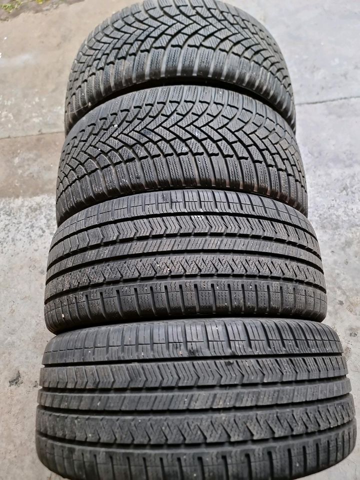 2x oder 4x 225 40 R18 92Y XL Bridgestone & vredestein Reifen in Stuttgart