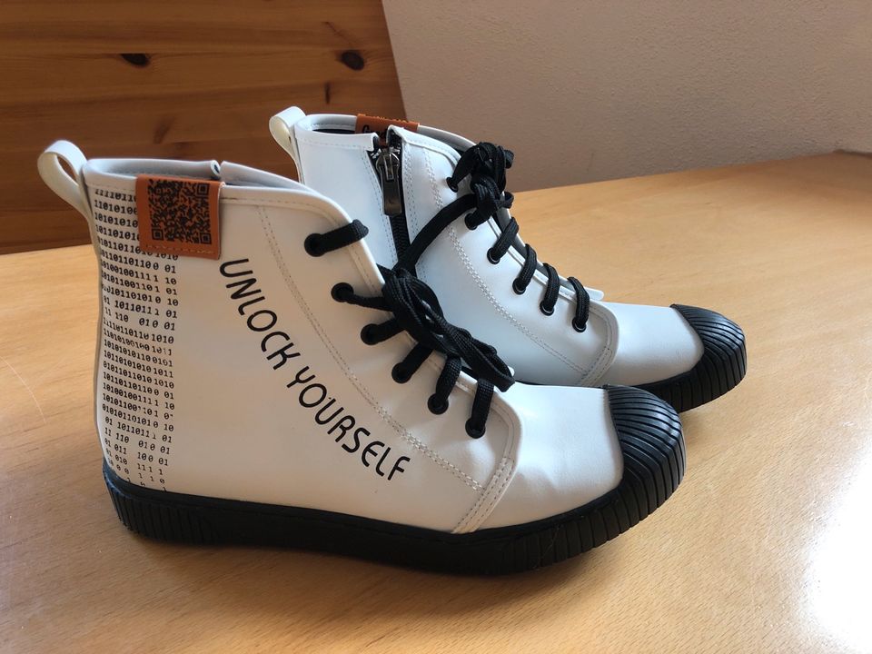 Wie neu! Weiße Schuhe / Sneaker in Größe 37 in Langenau