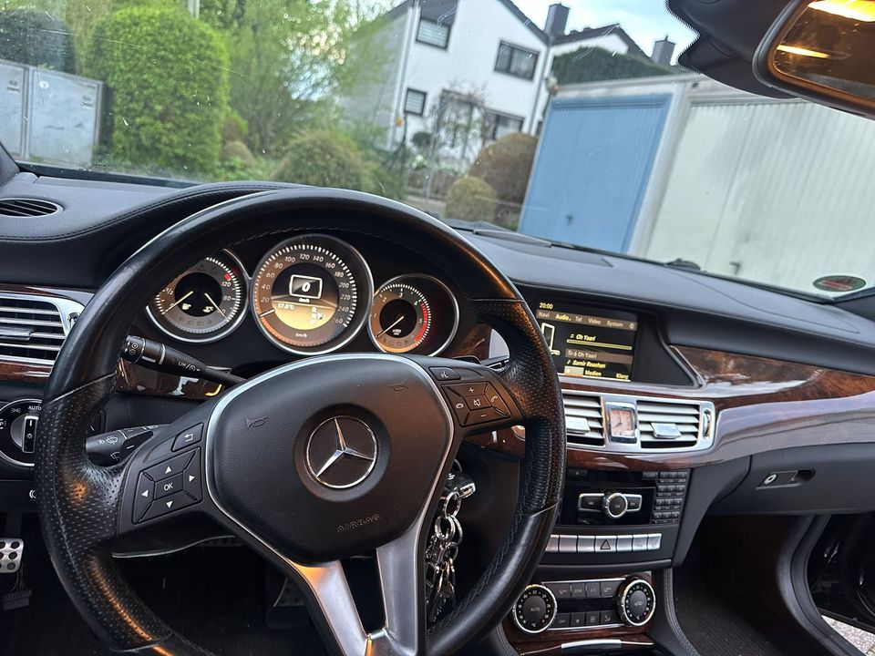 Mercedes Benz CLS w218 350cdi TOP ‼️‼️ in Lippstadt