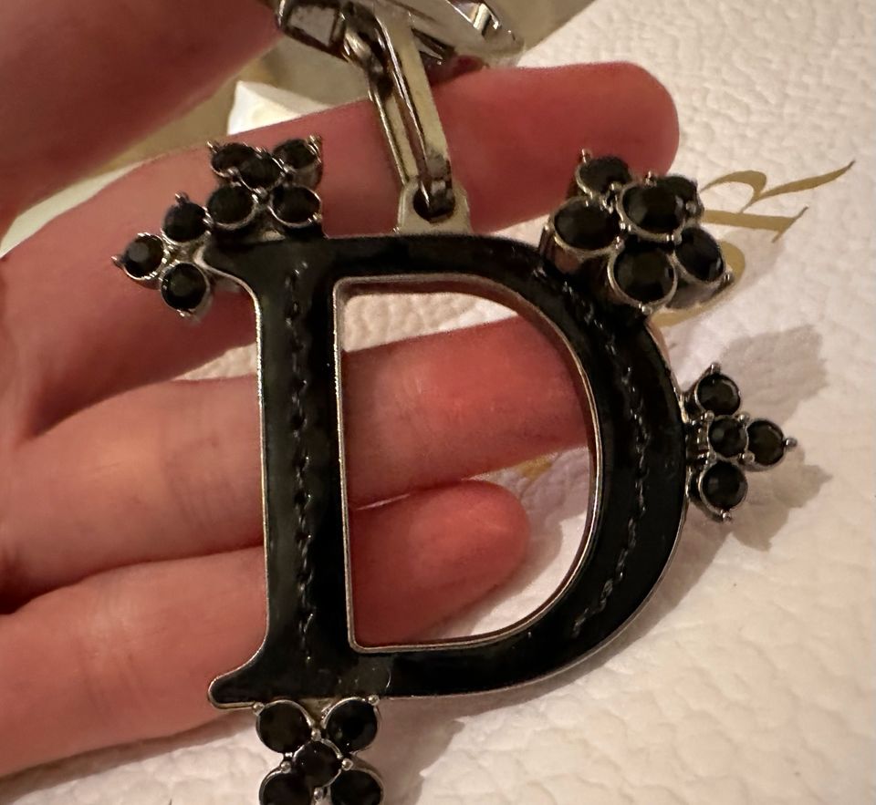 Dior Anhänger Bag Keychain Taschenanhänger RAR in Hamburg