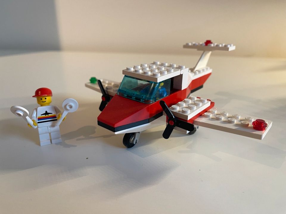 LEGO Konvolut '90er Jahre MODEL TEAM Space Monorail Bahn Police in Attendorn