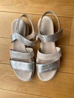 Sandalen Größe 42 rose Niedersachsen - Melle Vorschau