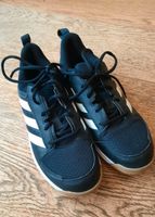 Adidas Hallenschuhe, schwarz, Gr. 42, 1x getragen! Kr. München - Großhelfendorf Vorschau