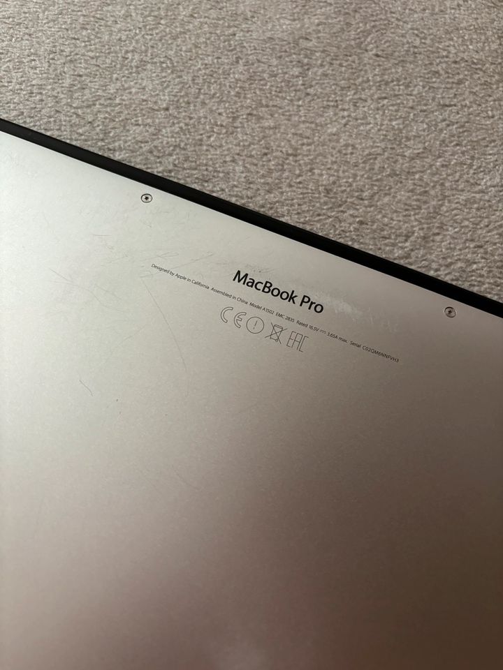 Apple MacBook Pro (Retina 13 Zoll, Anfang 2015, 8GB) in Hilden