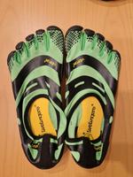 Vibram Five Fingers, Größe 40, grün Sachsen - Wilsdruff Vorschau