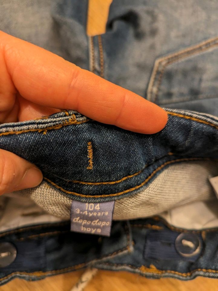 Dopodopo Jeans Short Größe 104 in Bad Kötzting