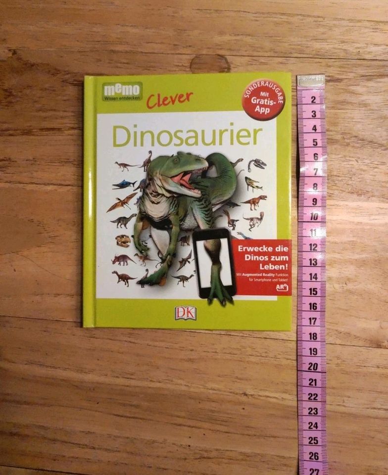 Buch: Dinosaurier, mit Gratis Reality App in Aschau am Inn