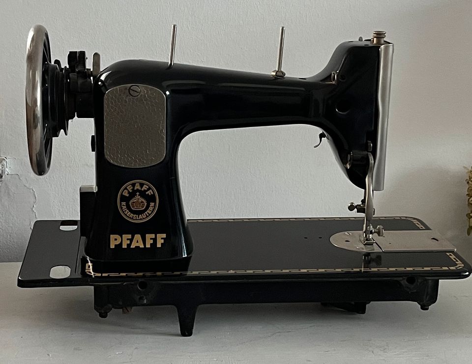 Pfaff 30 Nähmaschine in Wolfsburg