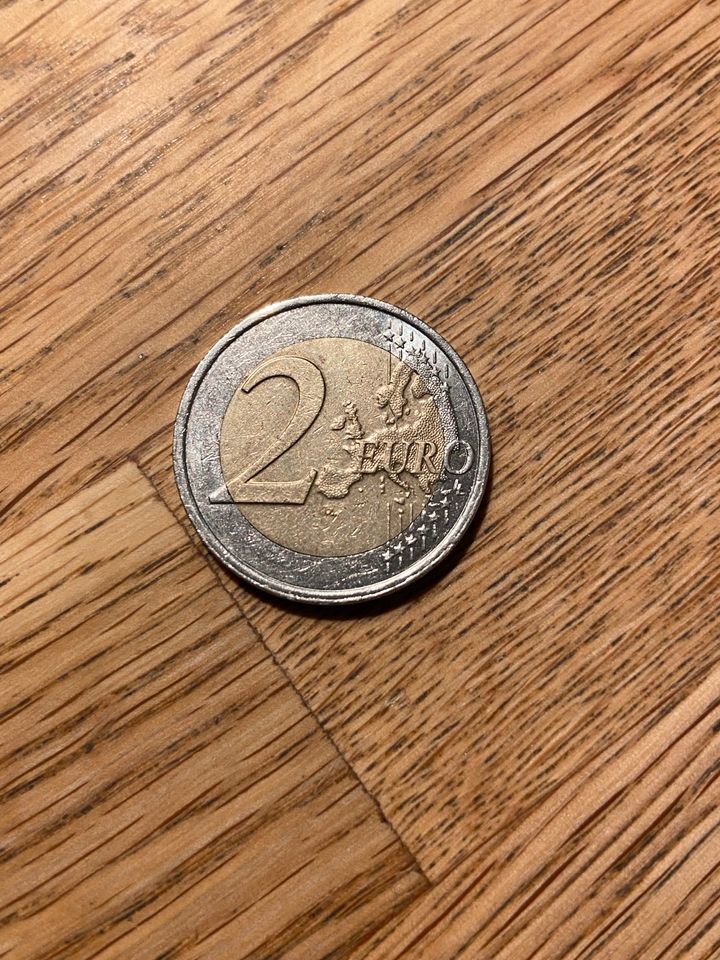 2 € Münze mit Strichmännchen Niederlande Emu in Königsmark