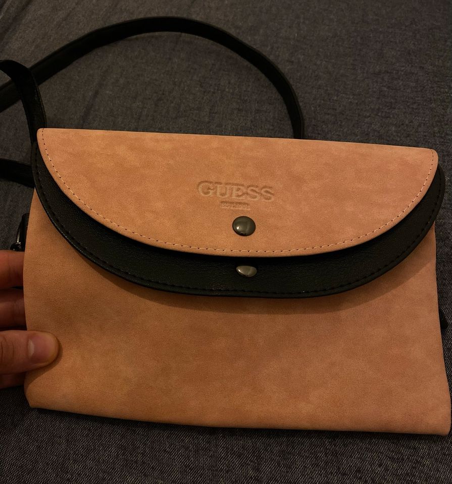 Guess Handtasche in Neubrandenburg