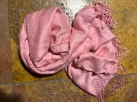 XL Schal Tuch 170x70 Rosa Viskose Altrosa Barbie Look Fransenscha Sachsen-Anhalt - Salzwedel Vorschau