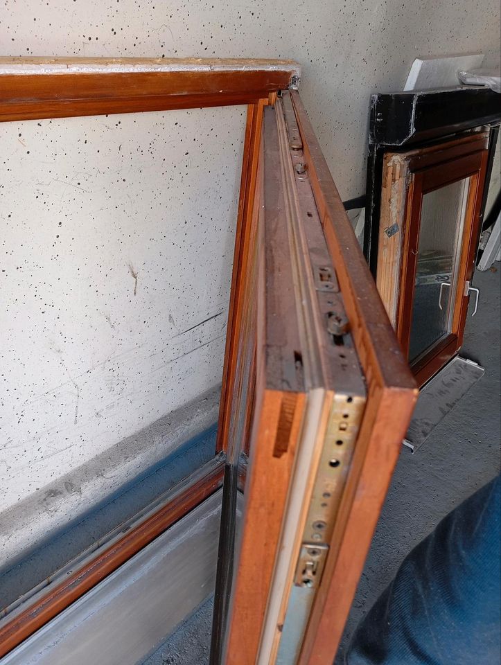 Holzfenster mit mit Messing Stäbe doppelt Verglasung in Kaufbeuren