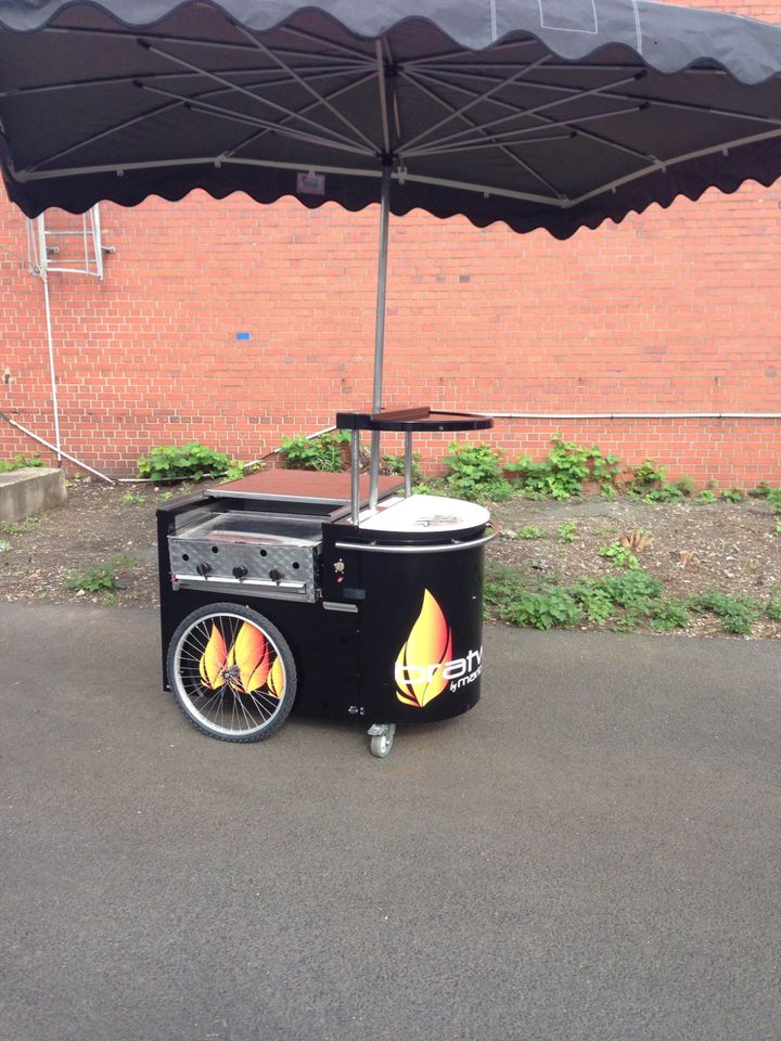 Transportabler Grill "Streetworker" zu vermieten in Köln