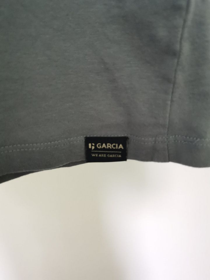 Garcia T-Shirt Gr. M in Hamburg
