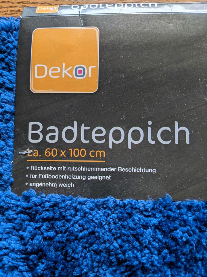 Badteppich NEU Blautöne 60x100 Badvorleger in Dresden