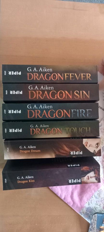 Dragon Bücher von G.A.Aiken in Nettetal