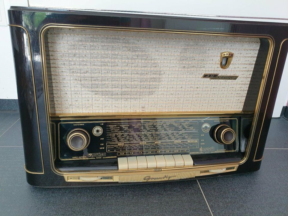 Grundig Radio 3035 3D, voll restauriert, 50er Jahre, mit Klinke in Rückersdorf