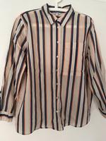 BLUSE… COMMA, … GR. 40… TOP…! Nordrhein-Westfalen - Kamen Vorschau