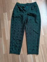 Dunkelgrüne Vintage Karotten-Cordhose München - Allach-Untermenzing Vorschau