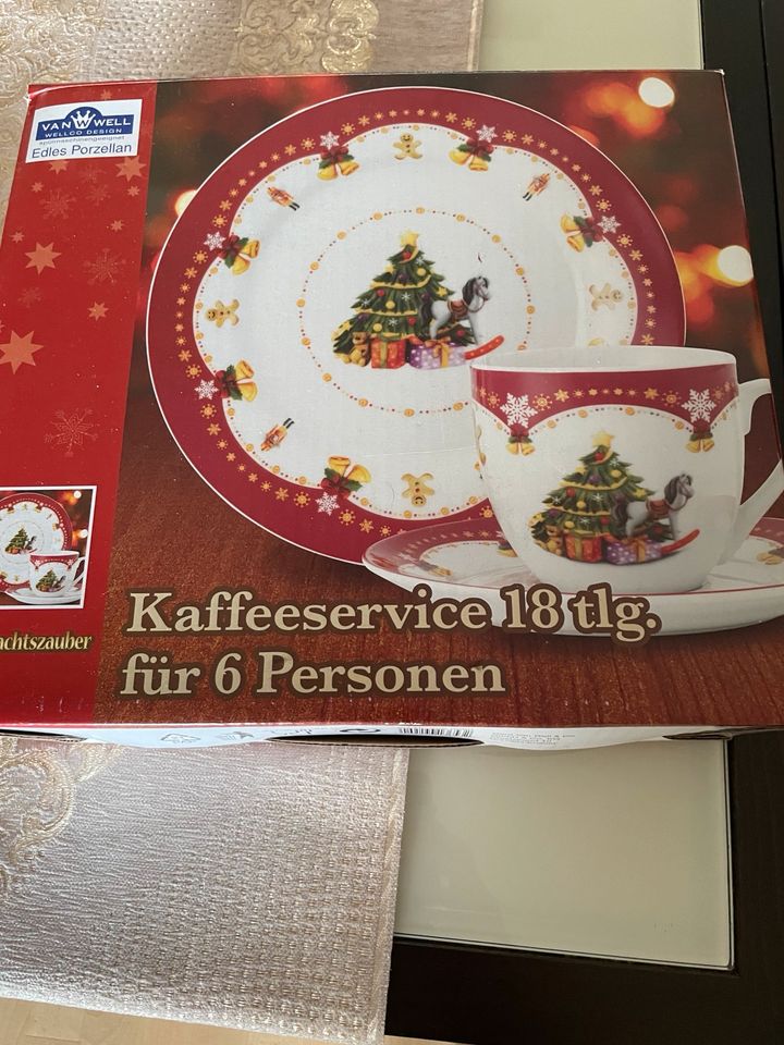 Weihnacht Kaffeeservice 18 teile in Alveslohe