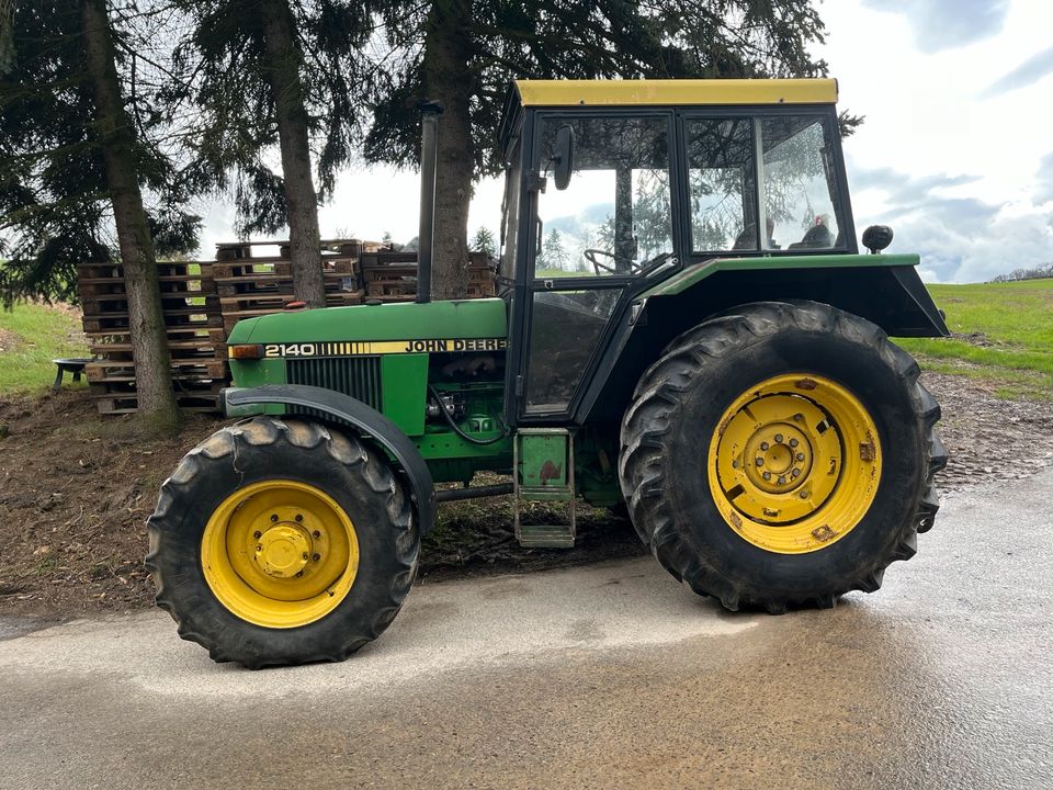 John Deere 2140A in Ratingen