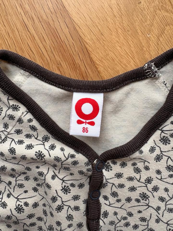 Katvig Schlafanzug Pyjama Einteiler, Gr. 86, creme braun Bio Öko in Euskirchen