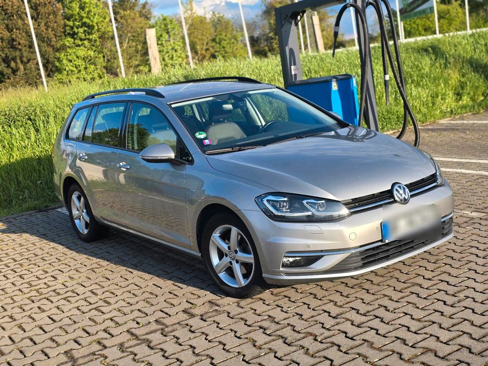 Wolkswagen golf 7 2.0 variant in Langen (Hessen)